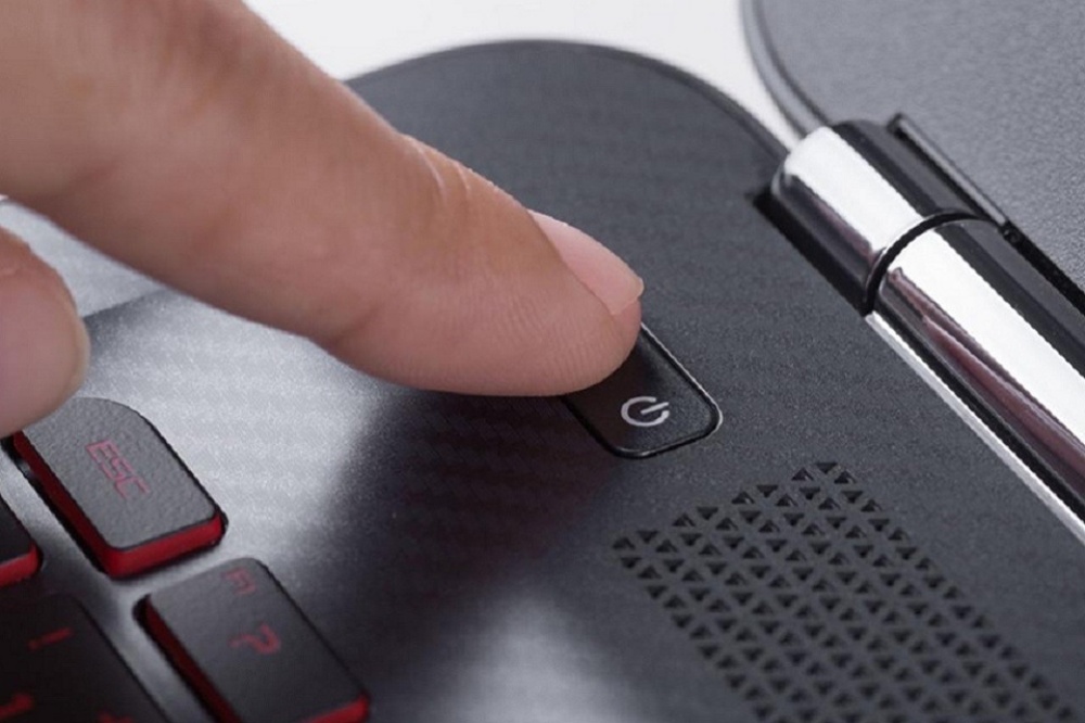 laptop Dell khởi động không lên màn hình