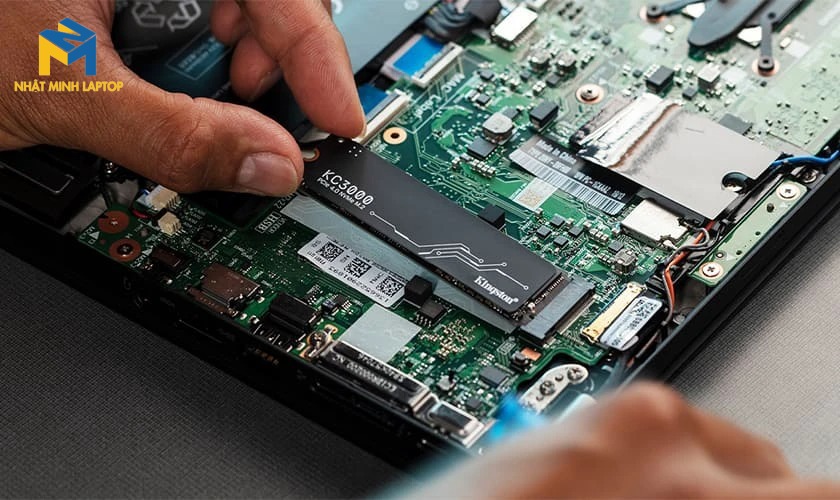 Thay ổ cứng SSD laptop tại Nhật Minh Laptop