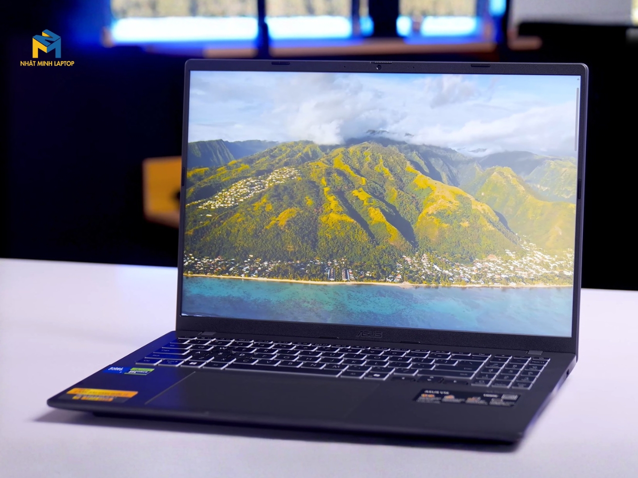 Tần số quét 144Hz giúp hình ảnh chuyển động mượt mà