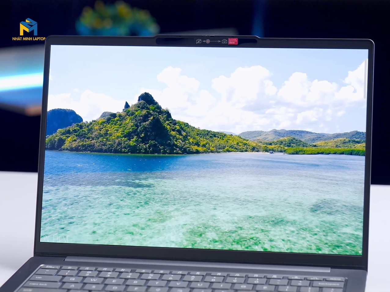 14 inch WUXGA (1920×1200) tấm nền OLED chất lượng cao