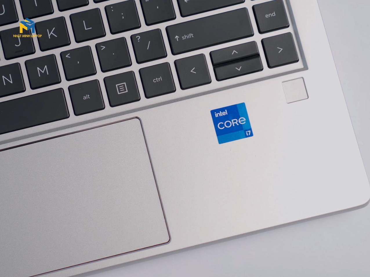 Hiệu năng mạnh mẽ với Chip Intel Core i5-1145G7