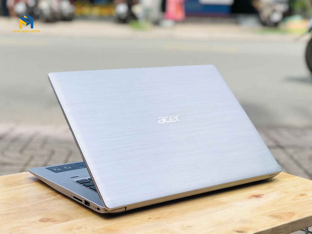 thiết kế acer sf314-52