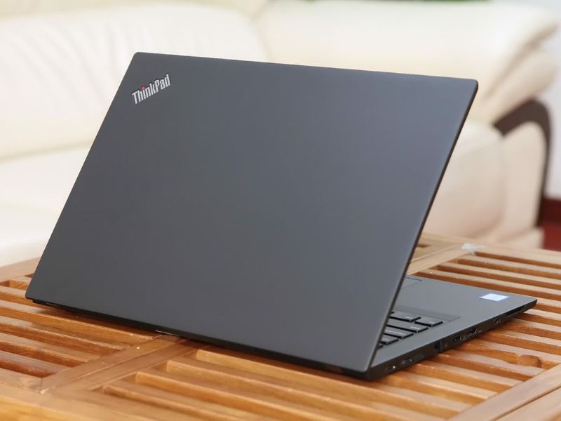 Thiết kế laptop Thinkpad T480s