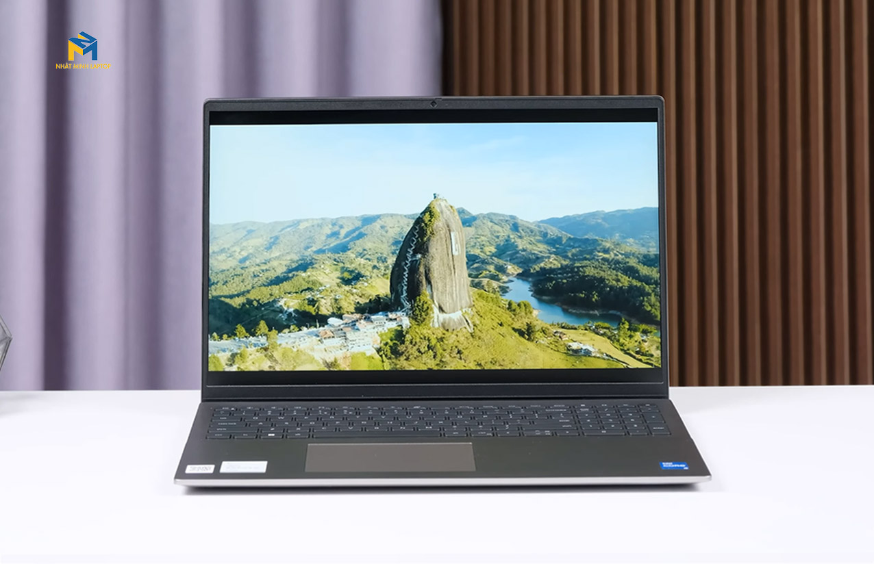 laptop dell vostro 5620 giá rẻ