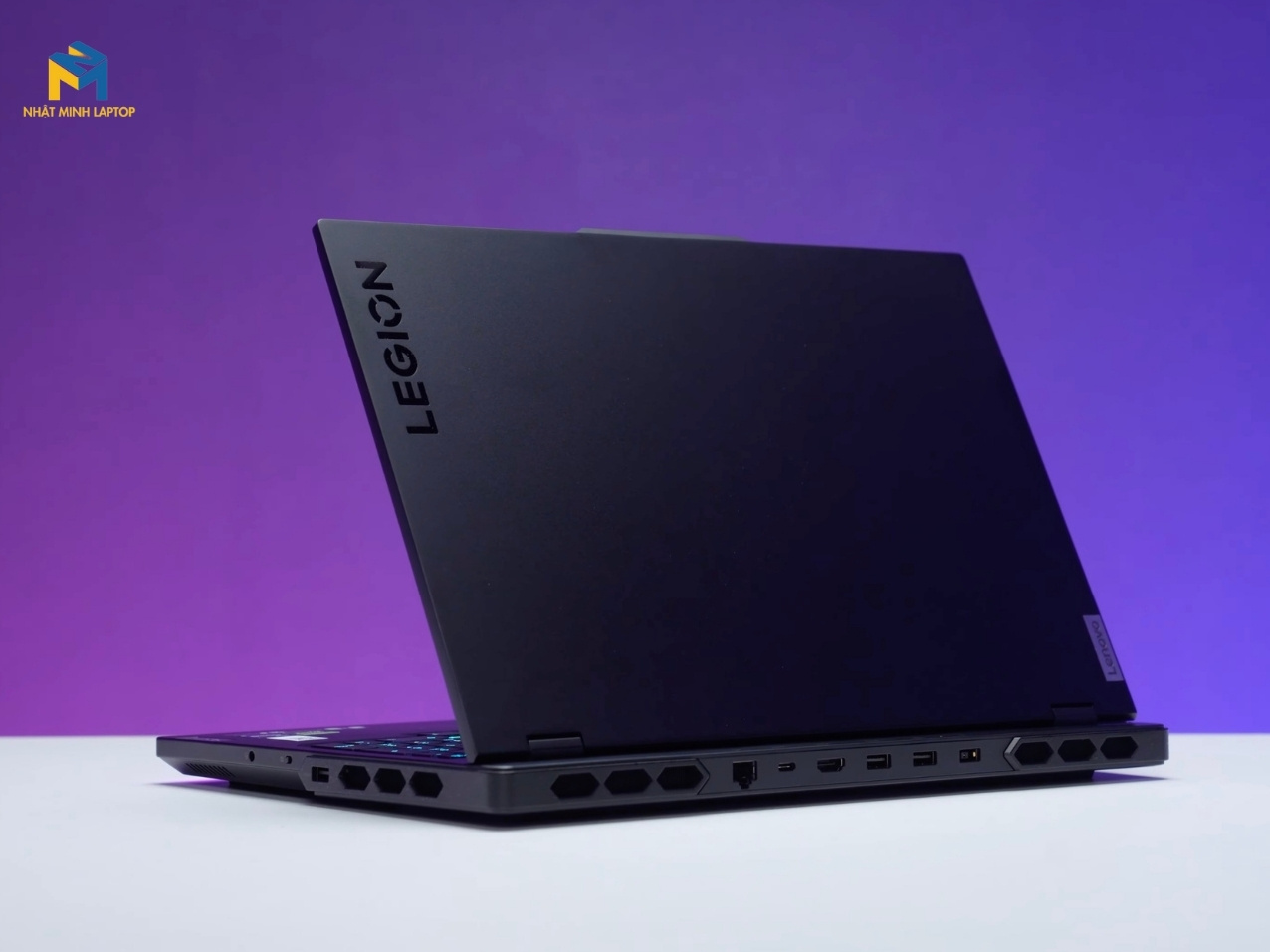 Khám phá Lenovo Legion Pro 7 Gen 8