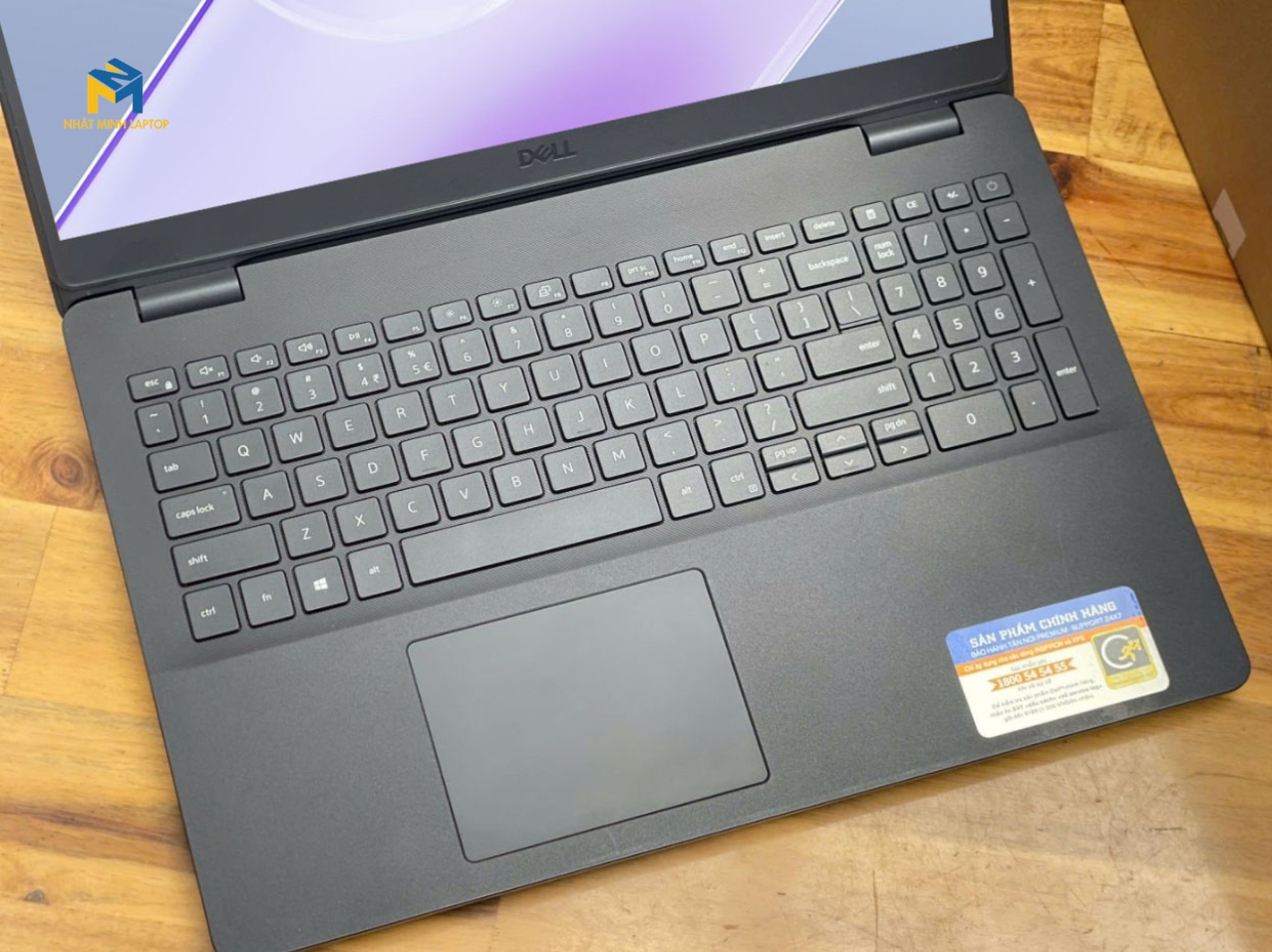 Thiết kế theo chuẩn full-size có phím số