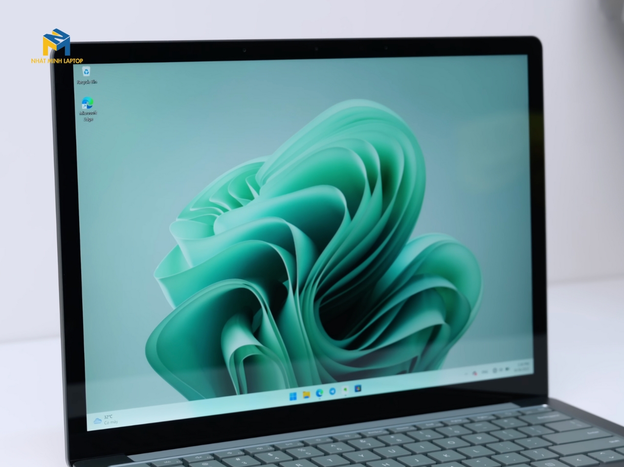Màn hình cảm ứng PixelSense 15 inch