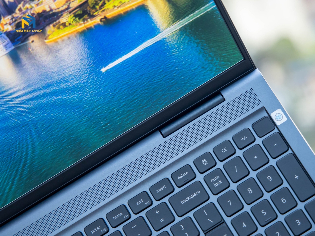 Vượt xa giới hạn của một chiếc laptop văn phòng