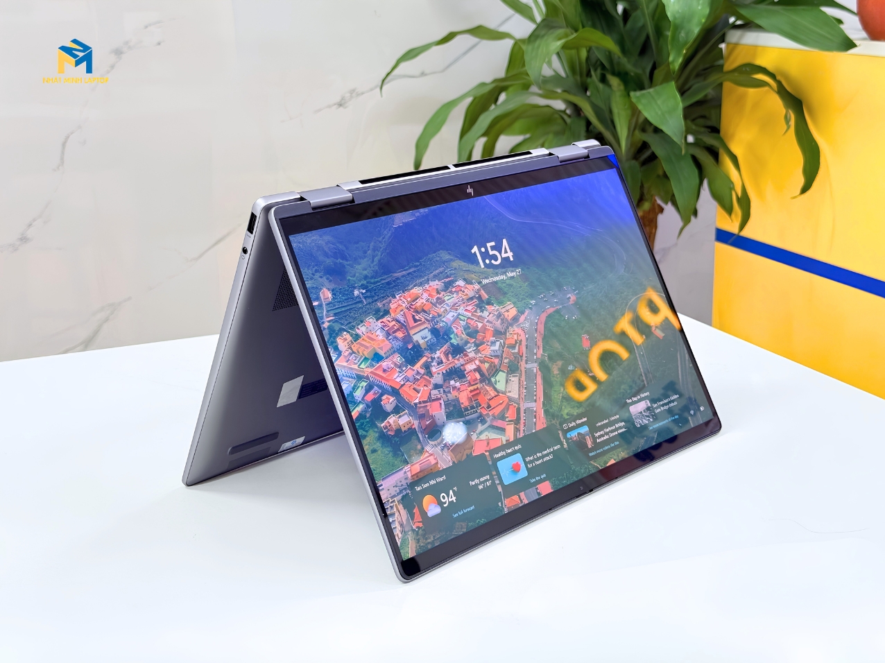 Thiết kế xoay gập 360 độ linh hoạt