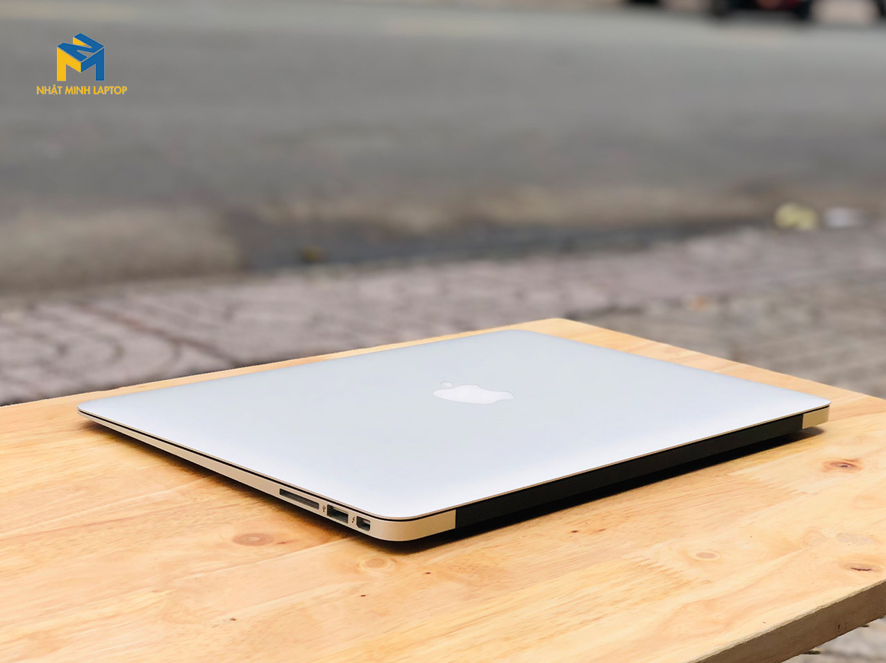 Macbook Air 13-inch 2015 i5 4G 128G