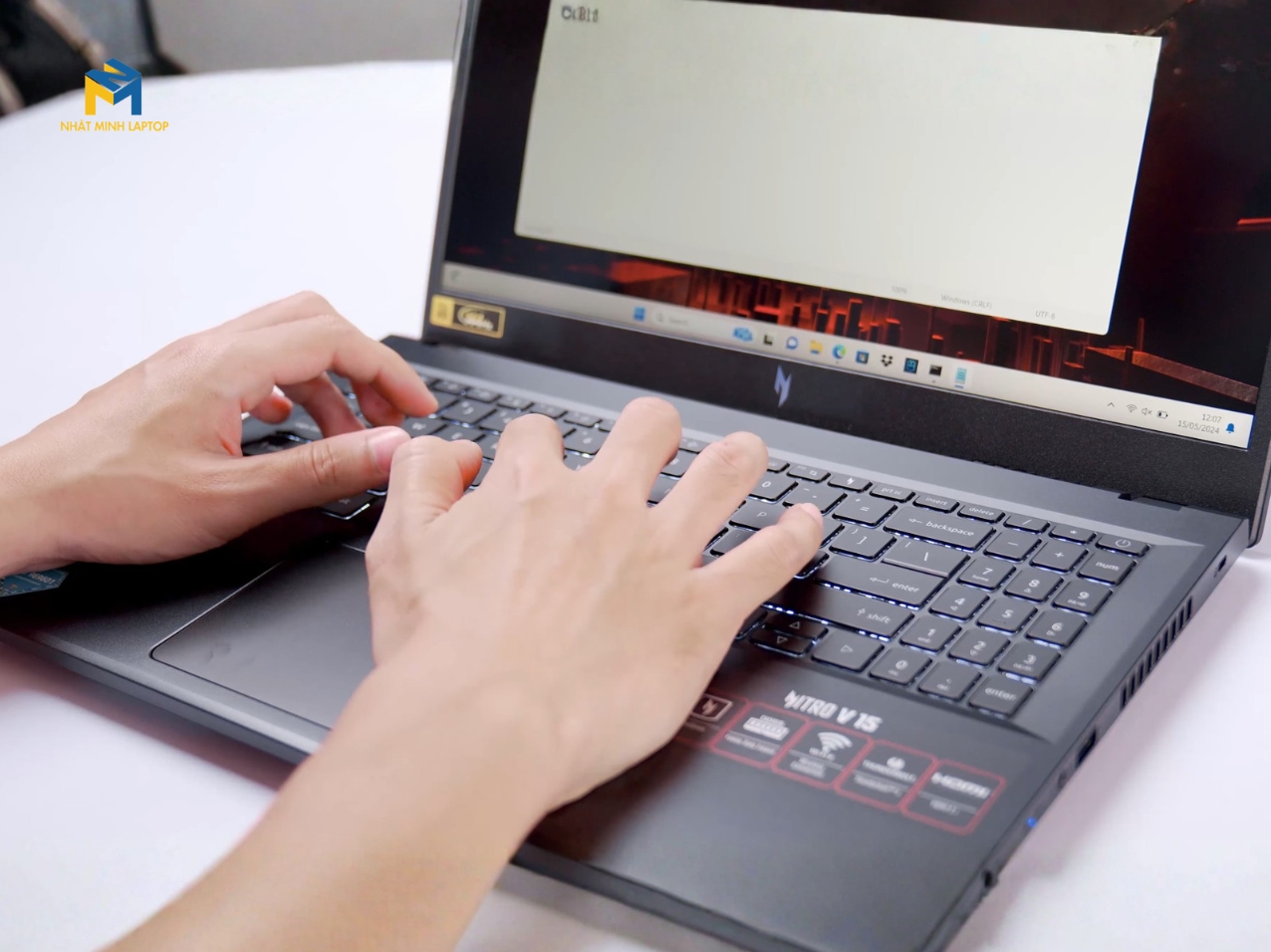Laptop Acer Gaming Nitro V ANV15-51 Cũ Giá Rẻ, Trả Góp 0% | Nhật Minh Laptop
