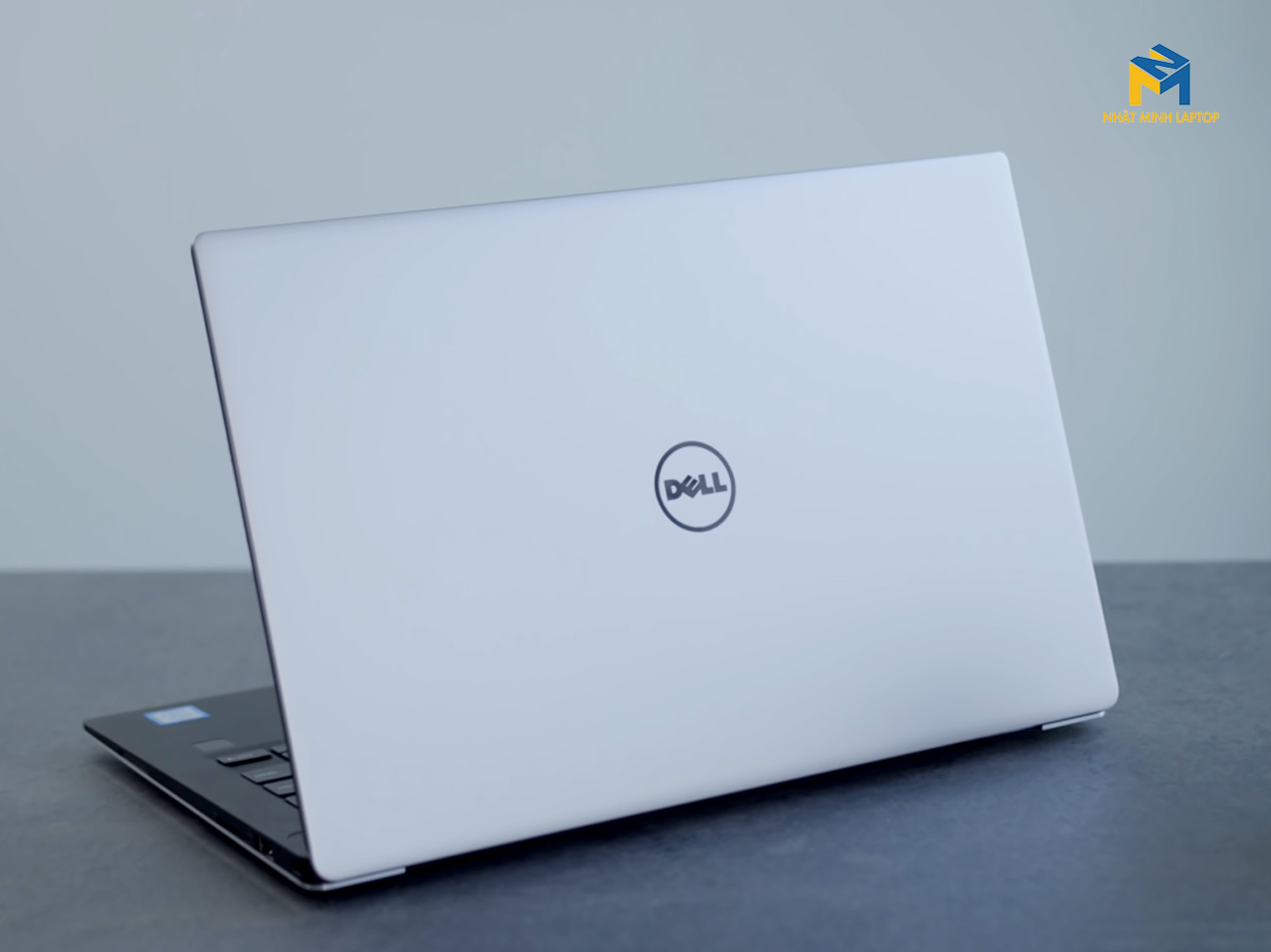 Dell XPS 13 9360 i7 - 7500U 16G SSD 512G 3K Touch Like New 99%