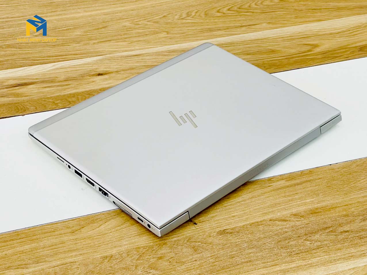HP EliteBook 830 G5 i7 - 8650U 8GB 256GB 13.3 FHD IPS New 99%