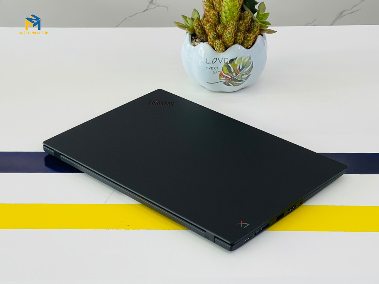 ThinkPad X1 Carbon Gen 7 i7 - 8665U 16GB 256GB 14" FHD