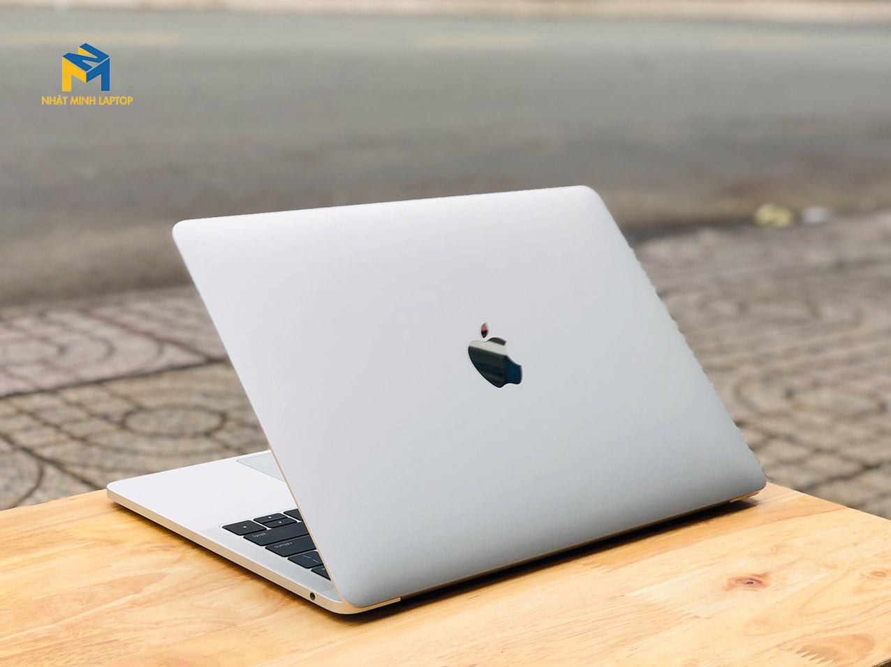 MacBook Pro 13