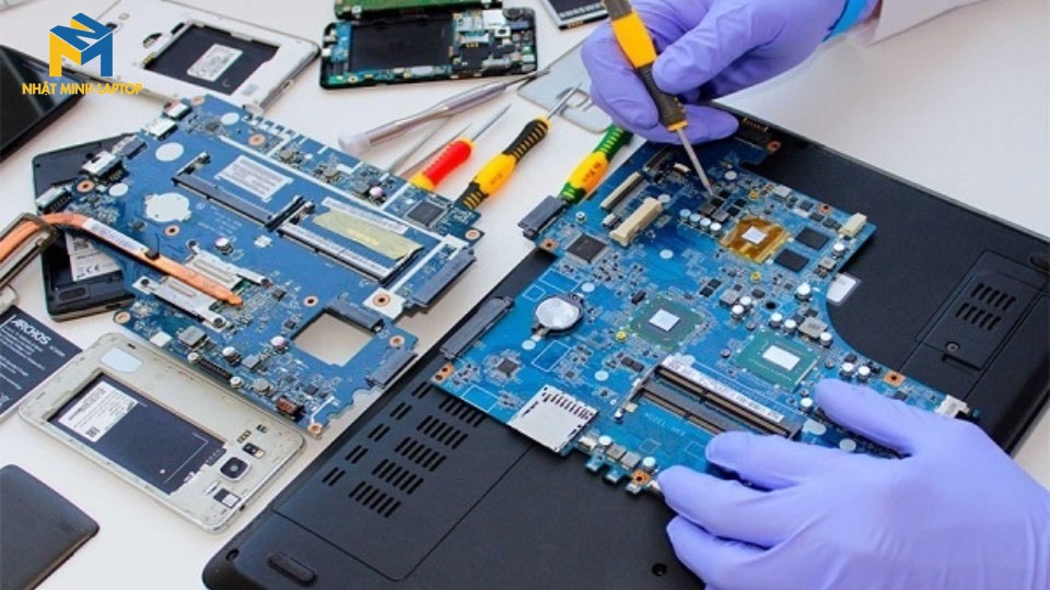 Địa Chỉ Sửa Laptop Quận Tân Phú Uy Tín, Lấy Liền | Bảng Giá Mới Nhất 2026